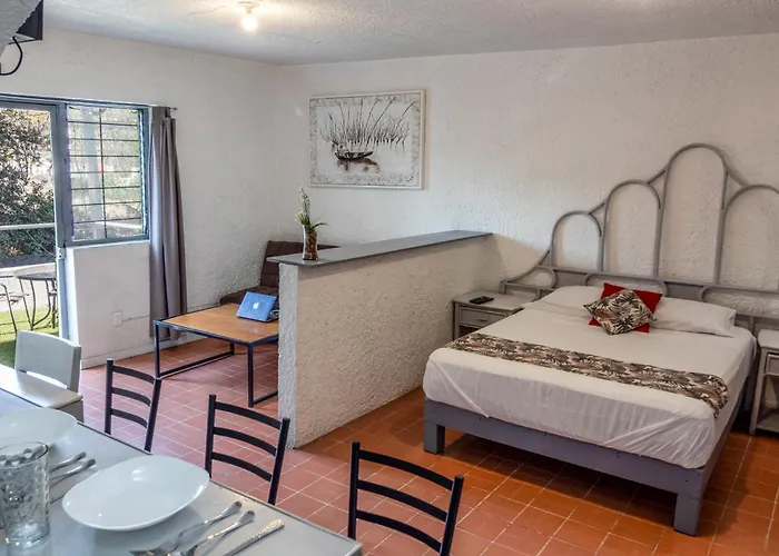 Suite/ terraza en la glorieta chapalita