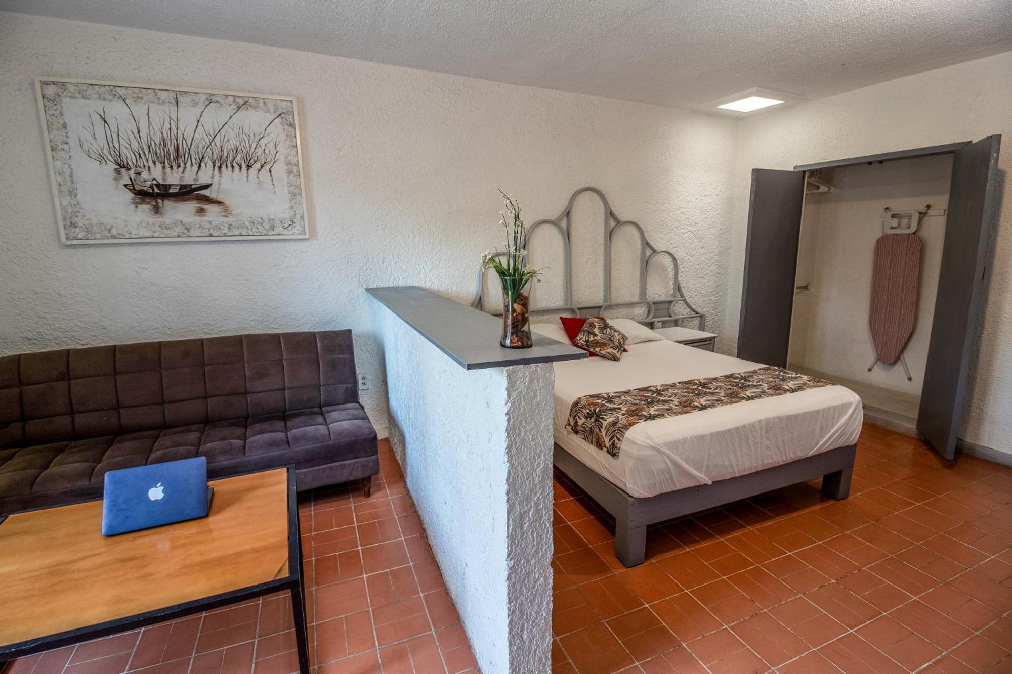Suite/ Terraza En La Glorieta Chapalita Apartamento Guadalajara